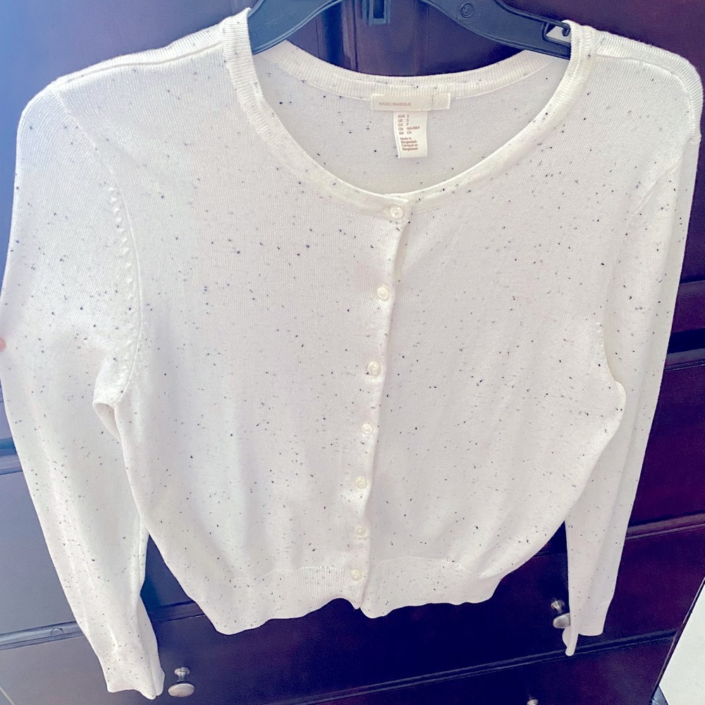 White Cardigan Size S